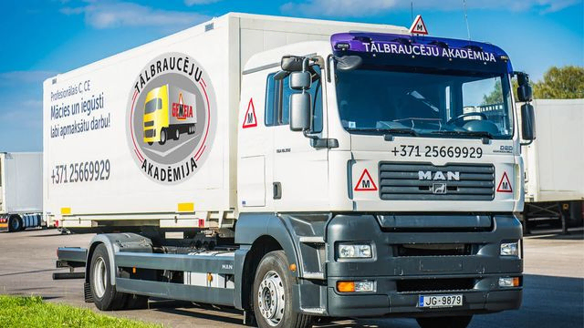 GEMEIA Long-Distance Drivers Academy training vehicle 1